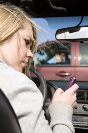 driving texting dangerous